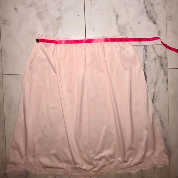 Unbranded Women's Pink Skirt - Picture 6 of 8
